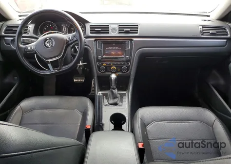 2017 Volkswagen Passat R-Line из США, поврежденный, VIN 1VWDT7A38HC069651